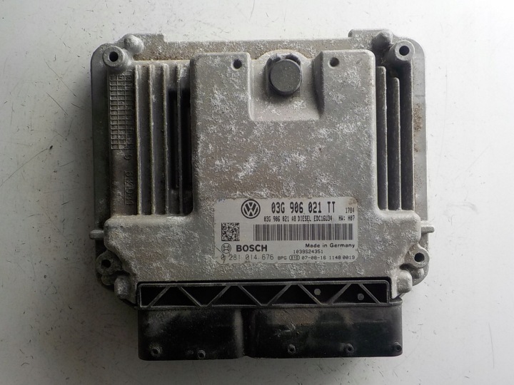 VW számítógép Vezerlő egység 03G906021TT 0281014676