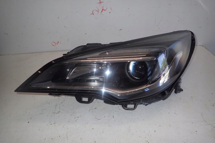 FEUX PHARE AVANT AVANT GAUCHE OPEL ASTRA V K 16