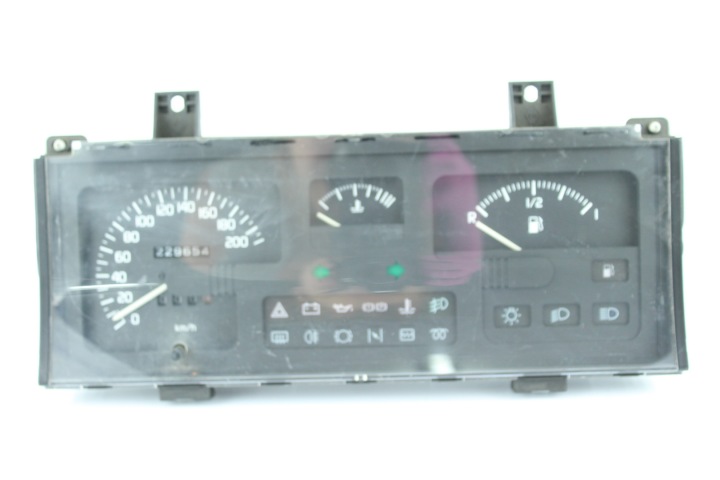quadro strumenti TACHIMETRO contagiri PREDKOSCIOMIERZ RENAULT CLIO 7700824324A VEGLIA