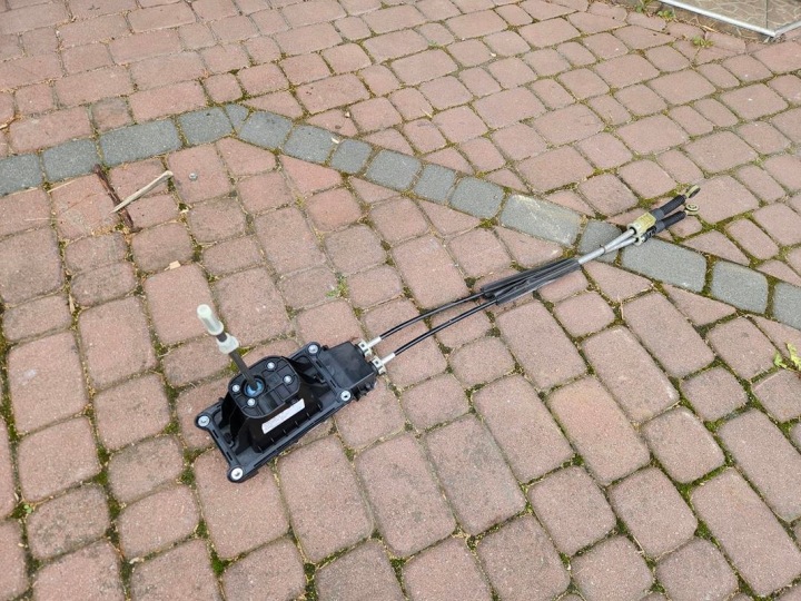 Wycierak Schalt getriebe Bowdenzug manual 0.9 TCE Renault Clio 4 IV