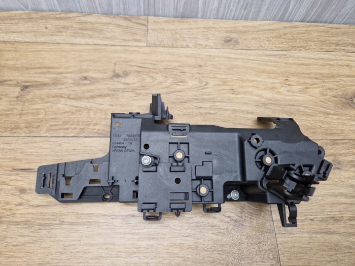 BMW F30 F32 F36 F10 F01 F25 úchyt senzora ventilov N57 7823478