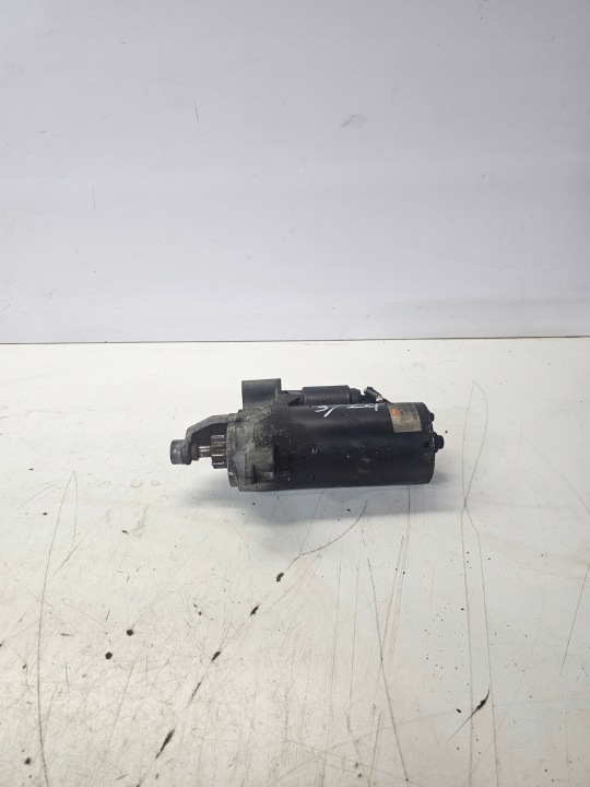 starter AUDI A4 B8 A5 Q5 2.0 TDI 0986024030