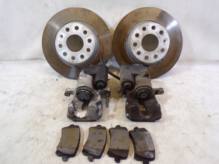 dischi freno posteriore posteriore Pinze dei freni Dischi VOLKSWAGEN PASSAT B6 KOMBI