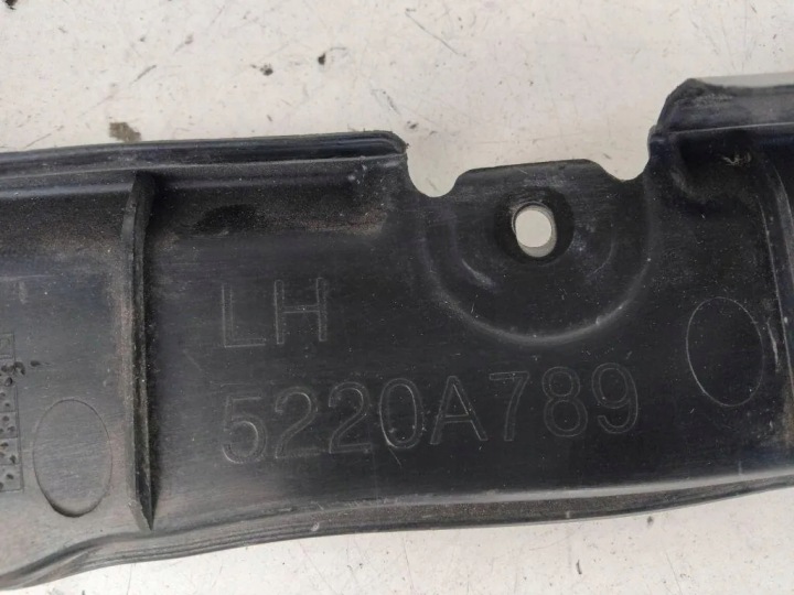 Fender End CITROËN C-CROSSER (EP_) 5220A789 2.2L diesel 115kW 15