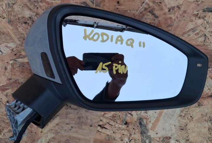 spiegel rechts vorne SKODA KODIAQ II 2025R 15 PIN