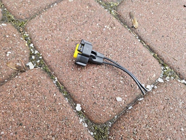Kostka Spina FANALE FARO Anteriore przedniej zarowki staffa oprawka Opel Corsa E