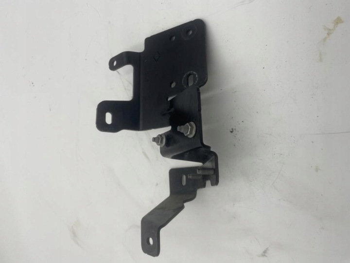 holder of a valve of the air conditioning RENAULT ARKANA 1.6 E-TECH HYBRYDA 149573025R