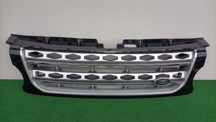 LAND ROVER DISCOVERY 2015R+ Grille EH22-8138-A-B PAK21/N46