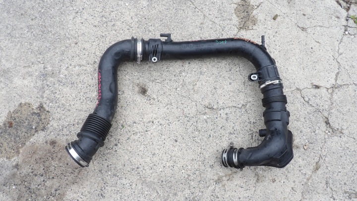FORD FIESTA MK7 1.0 EB Ansaugrohr Luftrohr Ansaugschlauch rohr