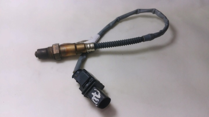 SONDA LAMBDA 06E906262B AUDI VW SKODA originál!!
