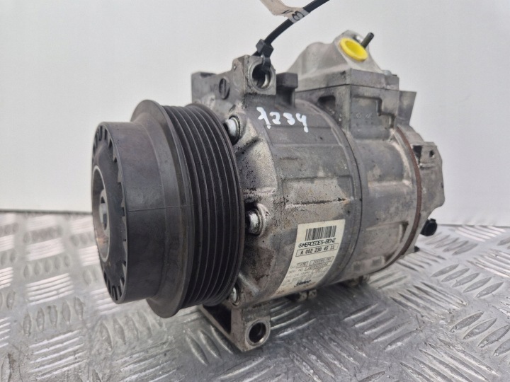 Mercedes C200 CGI W204 1.8 Compresseur Climatisateur air conditionné A0022304511