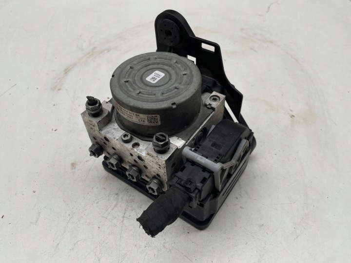 pumpa ABS Volkswagen Golf VII 5Q0614517BK originál 5Q0973374