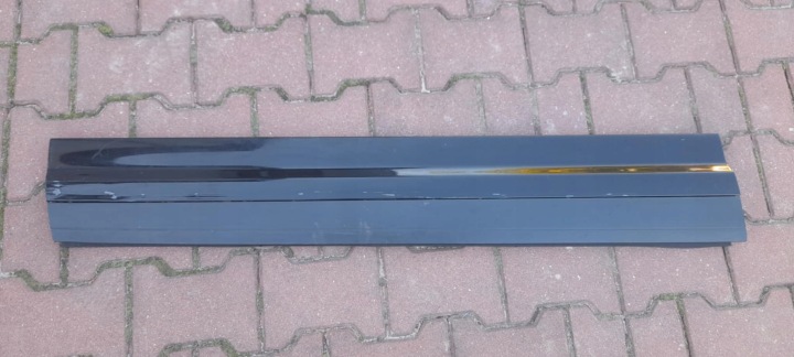moulding door left rear part PORSCHE CAYENNE 7P5837787J