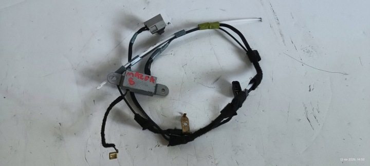 de l'amplificateur MAZDA 6 III GJ GHK3669N0