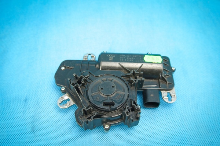 Dociag de la Serrure Arrière du capot Audi Q7 4M 4M0827887A