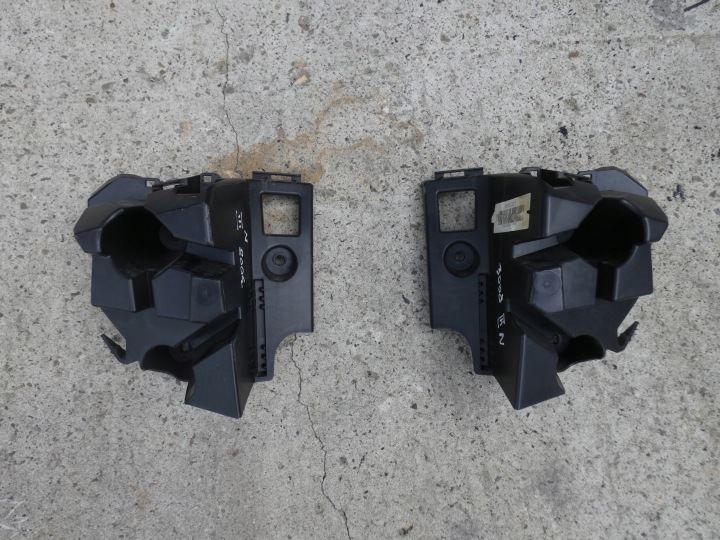 Support montage pare-chocs Arrière Peugeot 3008 III 24r 9839884080 9839884280