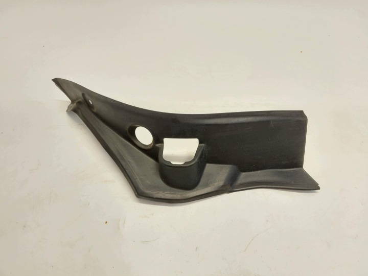 BMW G02 X4 M40i 2023r couverture coffre feux droit arrière 7424427