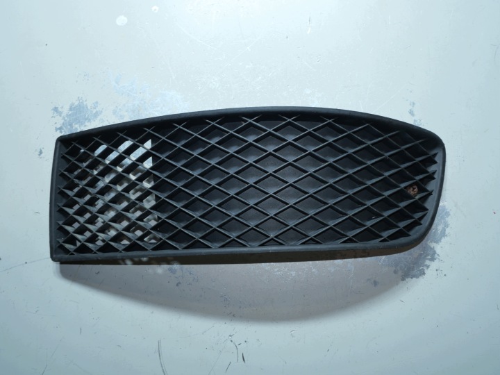 VW POLO III 6N LIFT HB lüftungsgitter der stoßstange links 6N0853665D