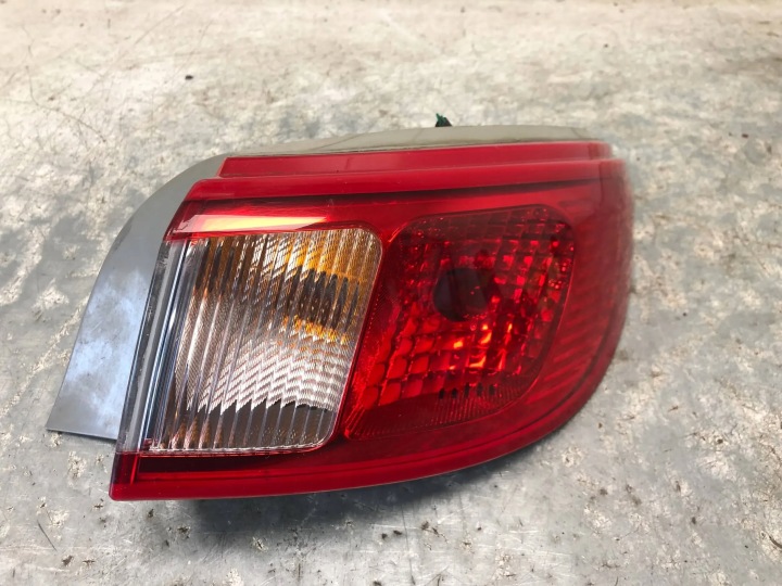 light right rear part MITSUBISHI COLT VI CABRIO 98082304