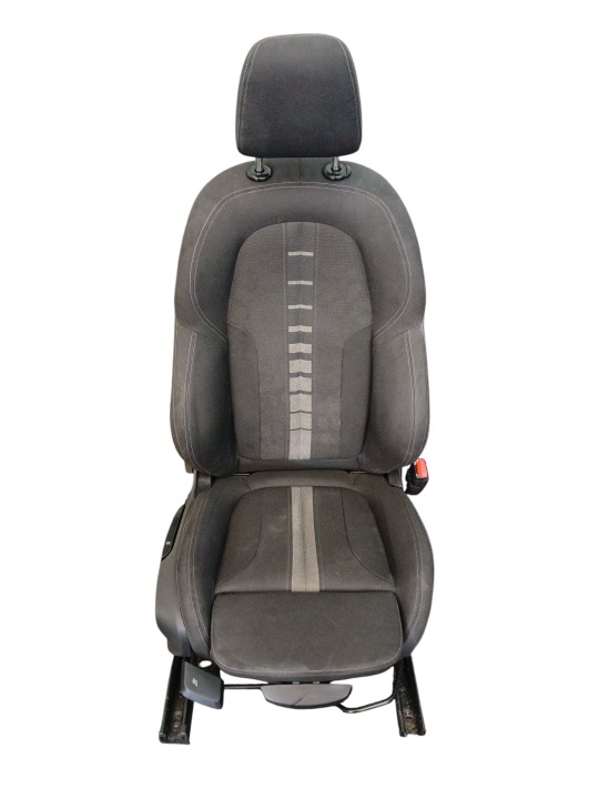 FOTEL jobb eleje PASAZERA BMW 2 F46 GRAN TOURER (14-18) EUROPA