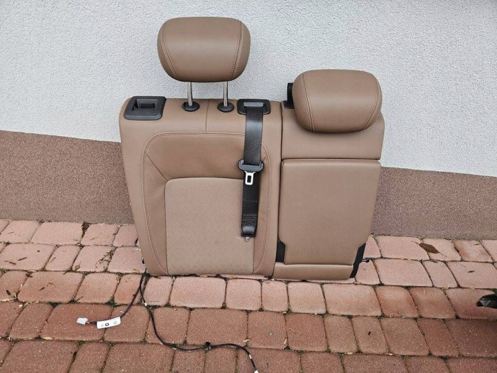 sedacka zadok zadná koža skorzana skladana podgrzewana Opel Insignia B
