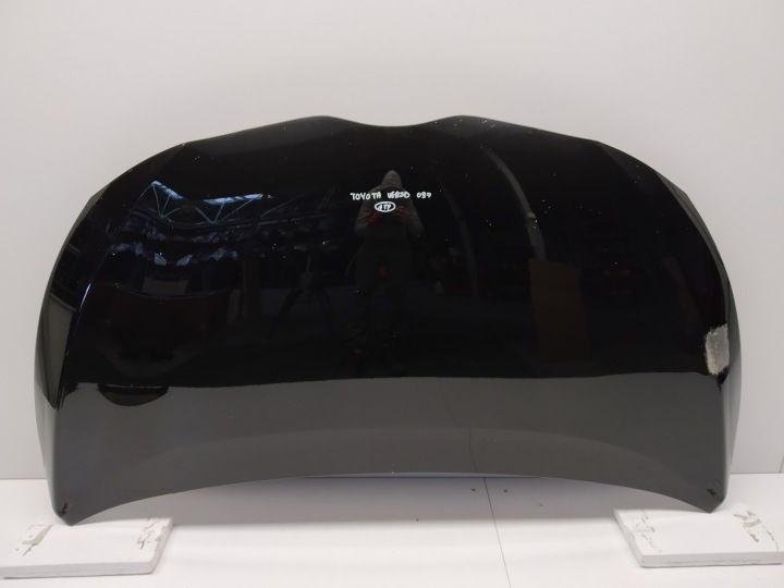 09-18r Toyota Verso cofano Anteriore nero Originale