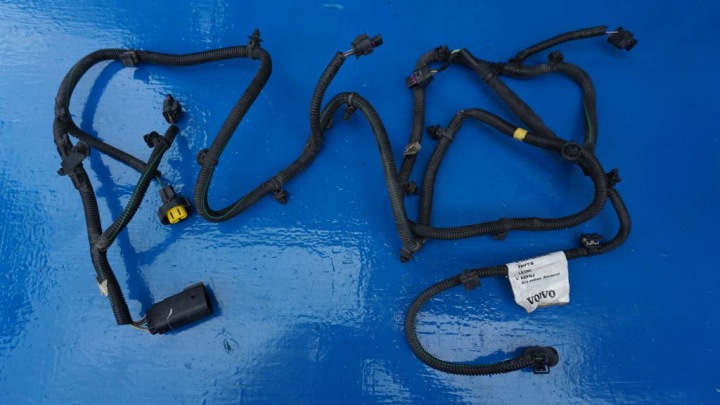 VOLVO XC40 - cablaggio Paraurti Anteriore per 4 PDC e fendinebbia