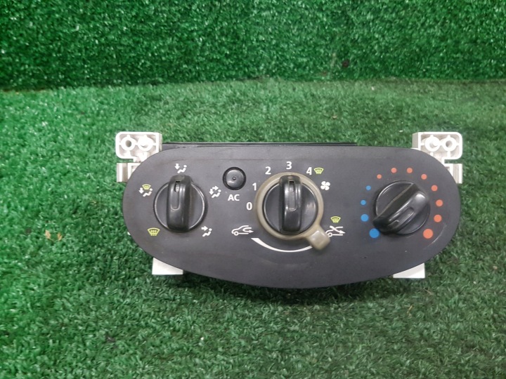 control panel air conditioning devices DACIA SANDERO N106278B