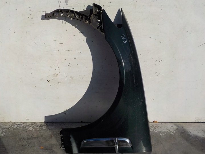 973 JAGUAR XF X250 fender left front front