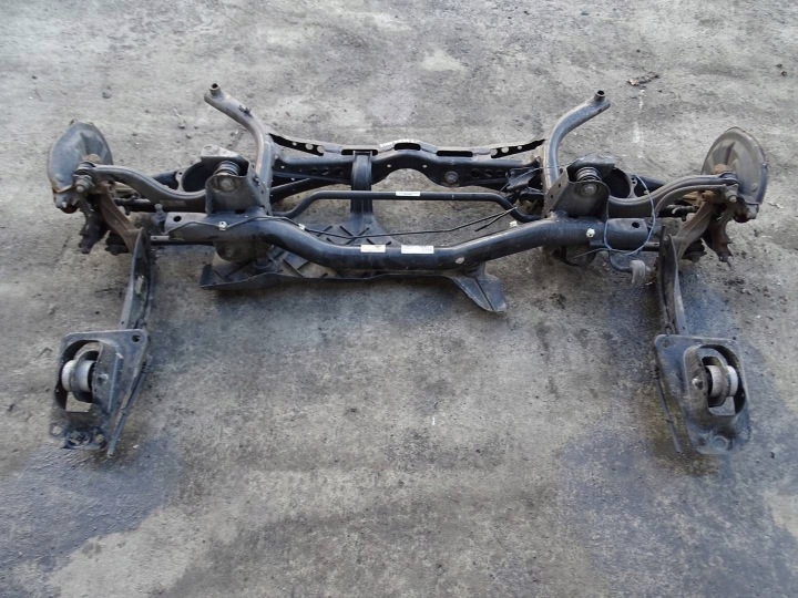 Achsträger heck hinten Achsträger AUDI A3 8V KOMPLET 5Q0511305AS