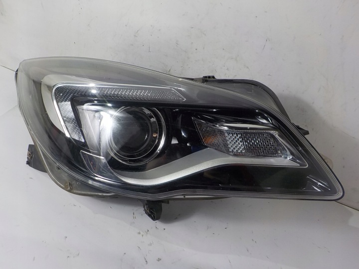 OPEL INSIGNIA A LIFT Licht rechts vorne vorne UK
