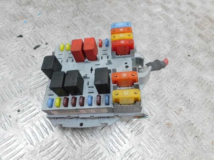 compartment of fuses 50513644 ALFA ROMEO 159