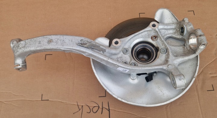 Achsschenkel Radnabe Radlager schenkel Bremsscheibe AUDI A6 C7 LIFT 4G0407242D IDEAL wie neu rechts