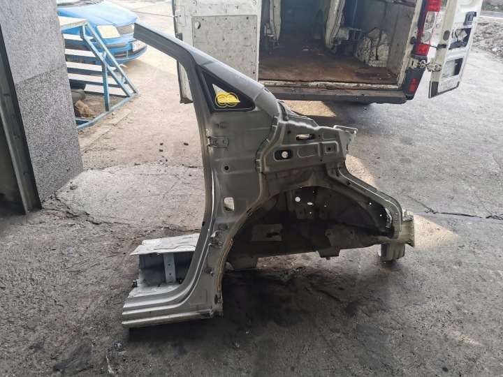 LONGHERONE Destra Anteriore HYUNDAI H-1 II LIFT YAC 15-23