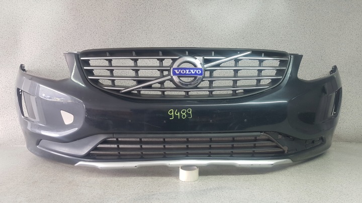 VOLVO XC60 XC 60 LIFT 2013 - Stoßstange vorne 9489