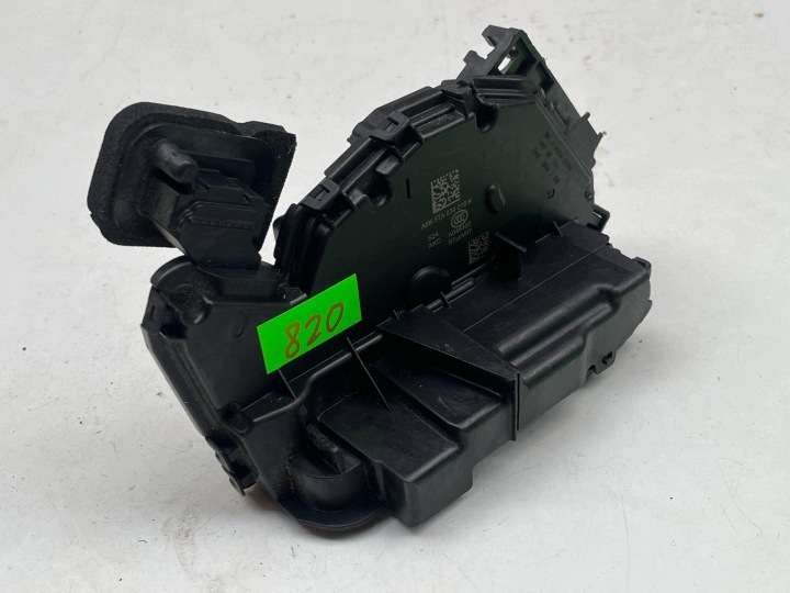 VOLKSWAGEN SEAT SKODA de la Serrure Portière Droite Arrière 5TA839016K @M