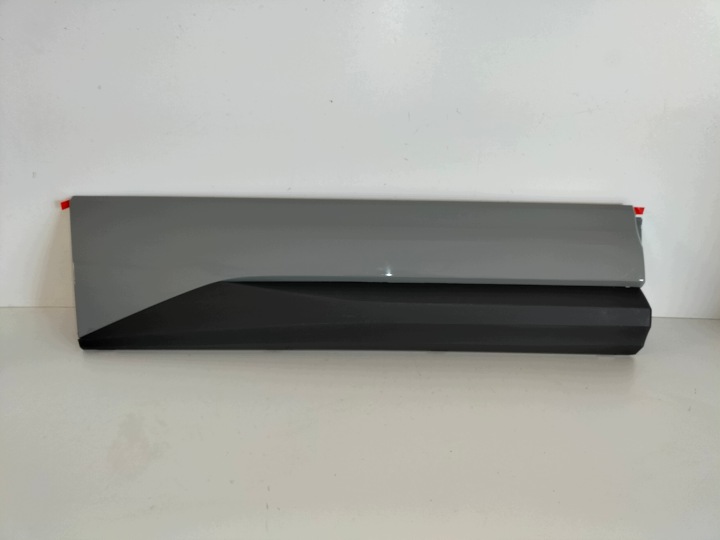 Moulage Couverture Portière tylnych Arrière Droit SKODA KAROQ LIFT 21- SPORTLINE