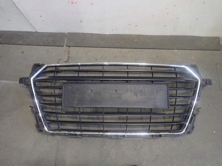 grille AUDI TT S-LINE 2014- 8S0853651