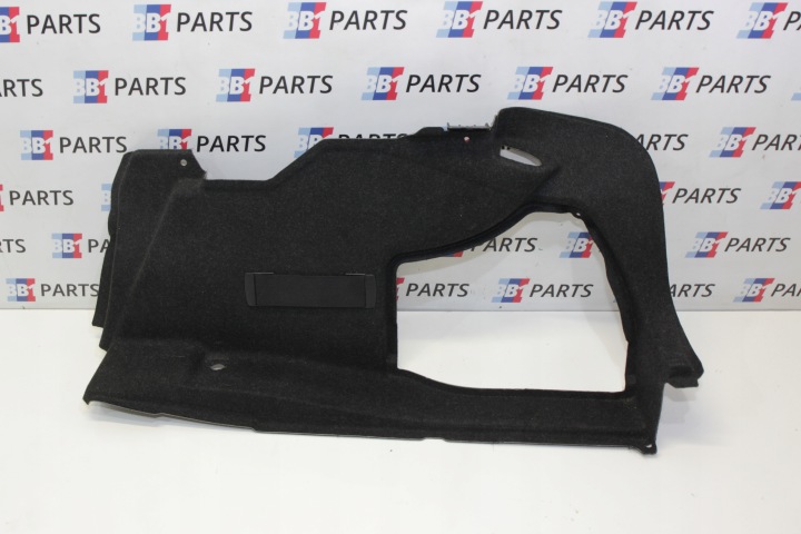 BMW F30 F80 tapacír kufru pravý 7246298
