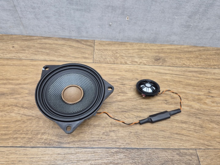 BMW F01 F02 F07 F03 speaker HARMAN KARDON of the dashboard consoles 9141501 9212078