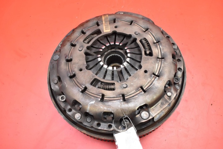 Kupplung Druckplatte Schwungrad DWUMASA 7603849 8610626 BMW 4 F36 2.0 D 190 KM XDRIVE