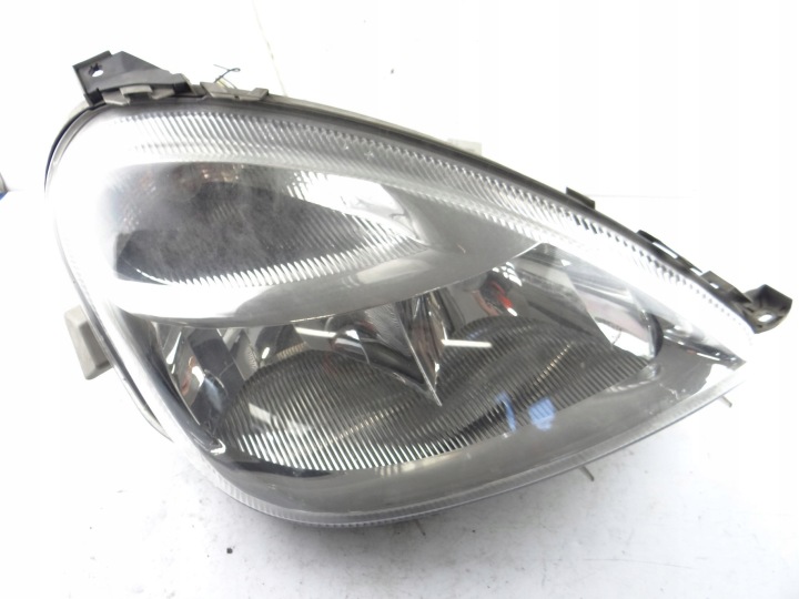 REFLEKTOR rechts MERCEDES A140 A 168 820 18 61