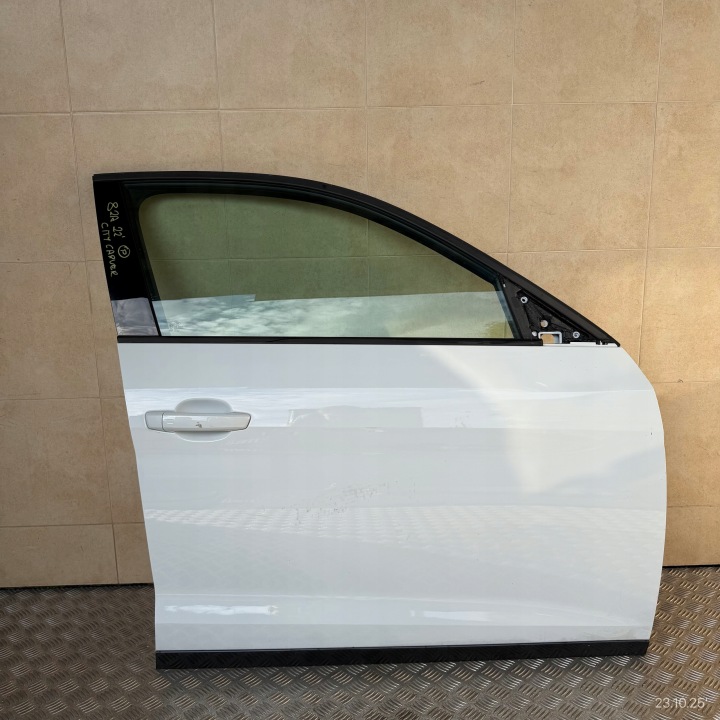 dveře kompletní přední pravé AUDI A1 82A 2022 ROK CITY CARVER