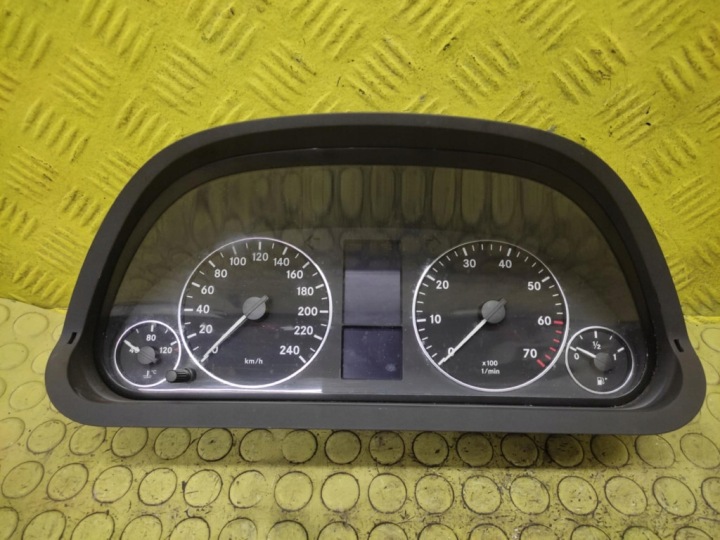 MERCEDES W169 quadro strumenti TACHIMETRO contagiri A1695404747