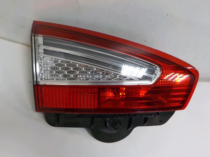 FORD MONDEO IV MK4 KOMBI LIFT light to the bonnet left rear left rear part