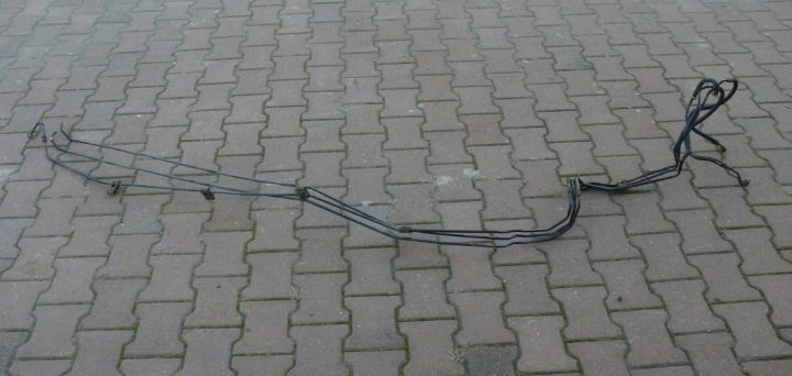 Schläuche des Kraftstoffsbehälters fuel AUDI A8 D2 3.7 V8 230KM AEW QUATTRO 4X4 94-98r.