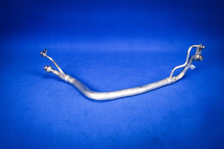 Tuyau flexible Conduit pieces tuyaux Climatisateur air conditionné RS3 8V TTRS 8S 8V1816738A