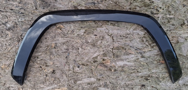 Moulage pour Aile Droite Avant TOYOTA RAV4 V 75601-42170
