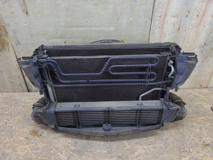 Komplet radiatore Mercedes-Benz C W204 2008 A2045000193
