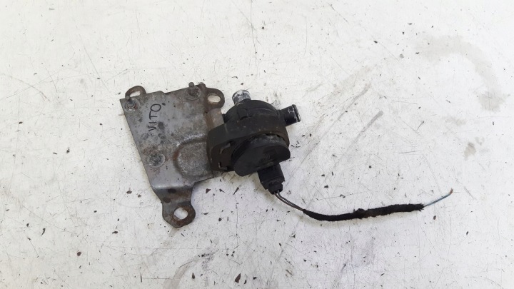 Pompe eau moteur auxiliaire Mercedes Vito W639 LIFT LONG 2,2 CDI